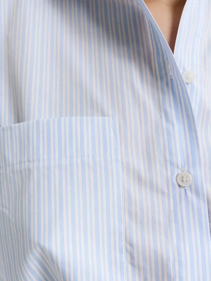 Сорочка Bazhane оверсайз подовжена молочний у блакитну смужку