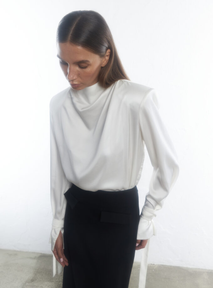 Блуза Bazhane оверсайз асиметрична молочний