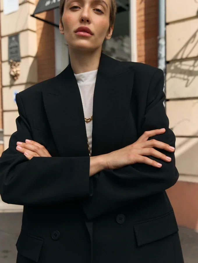 Жакет Bazhane двобортний оверсайз з підплічниками чорний