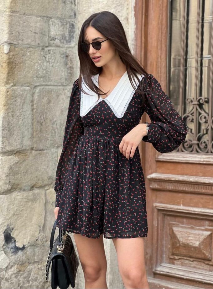 Сукня FLEUR DE LYS чорна з коміром шифон