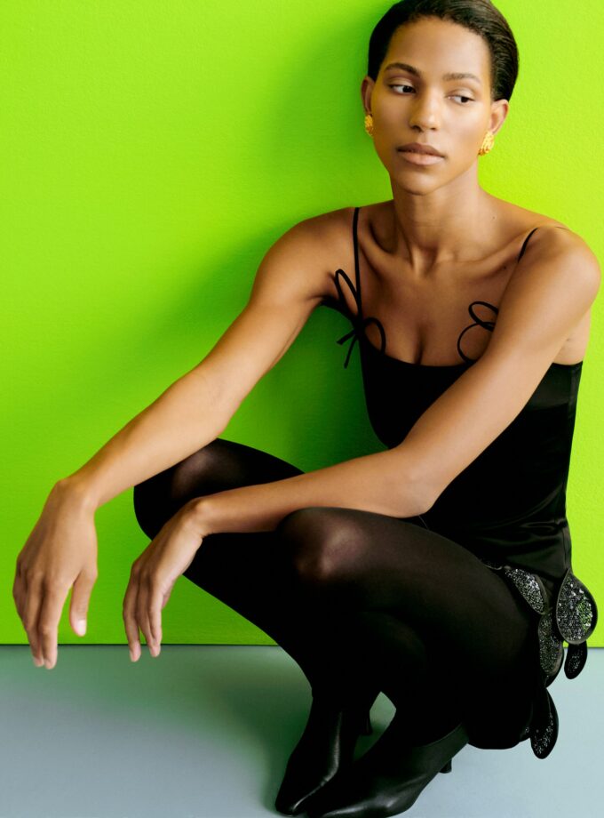 Сукня Malva Florea міні на бретелях квіти чорна