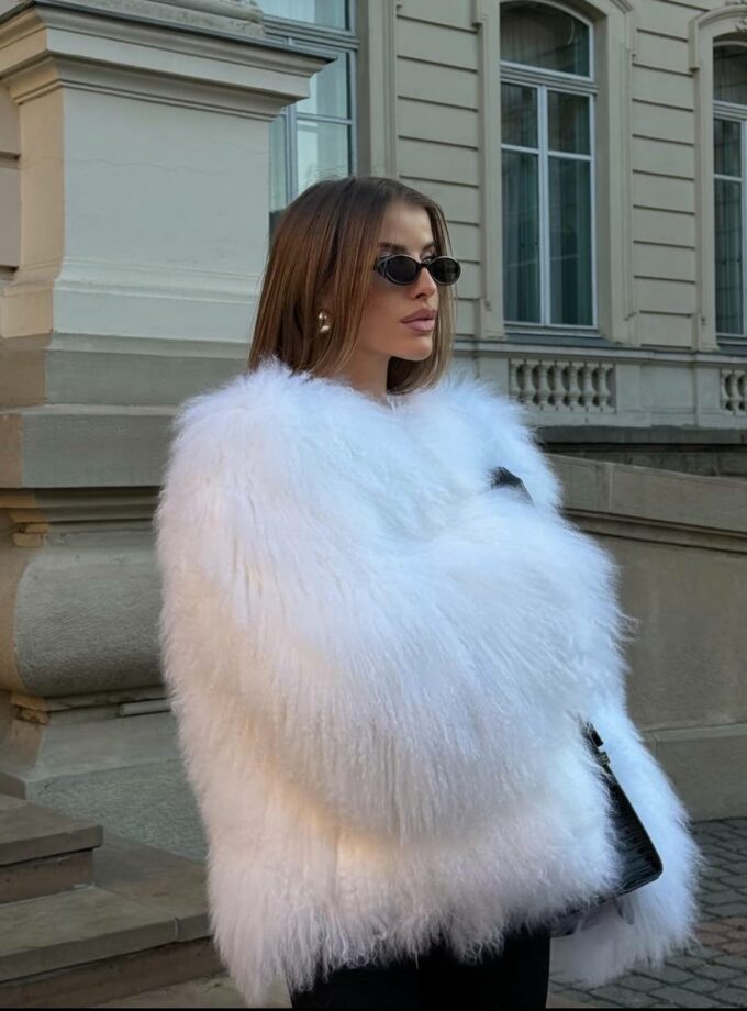 Шуба LUKAVA з лами біла