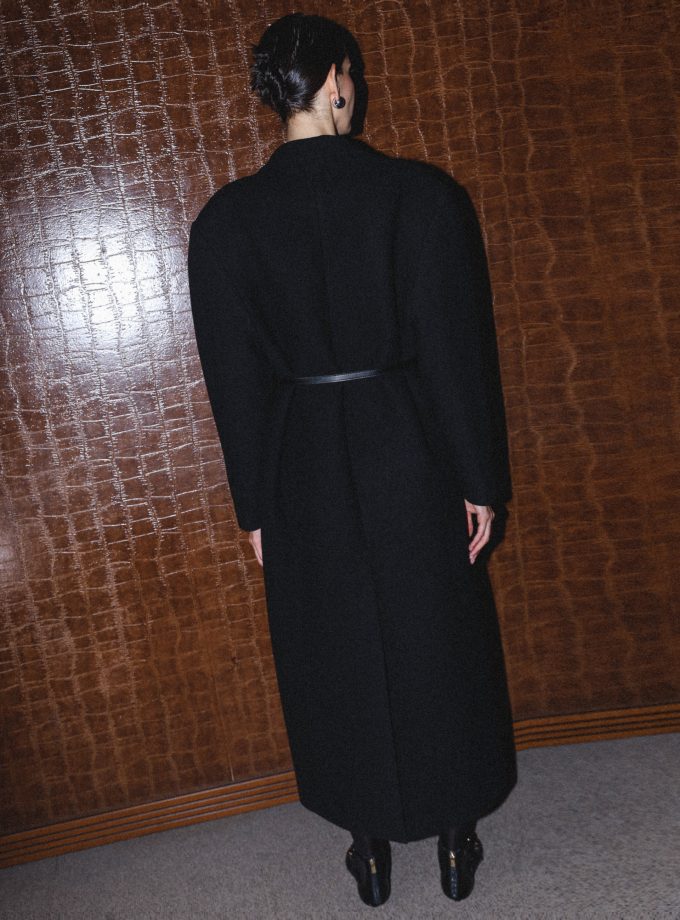 Пальто Bazhane оверсайз прямого крою двобортне з акцентним плечем чорний