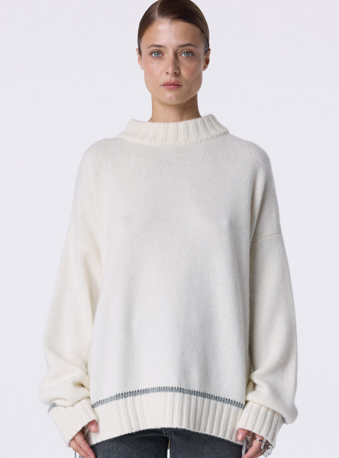 Светр Bazhane Contrast sweater молочний в сіру смужку