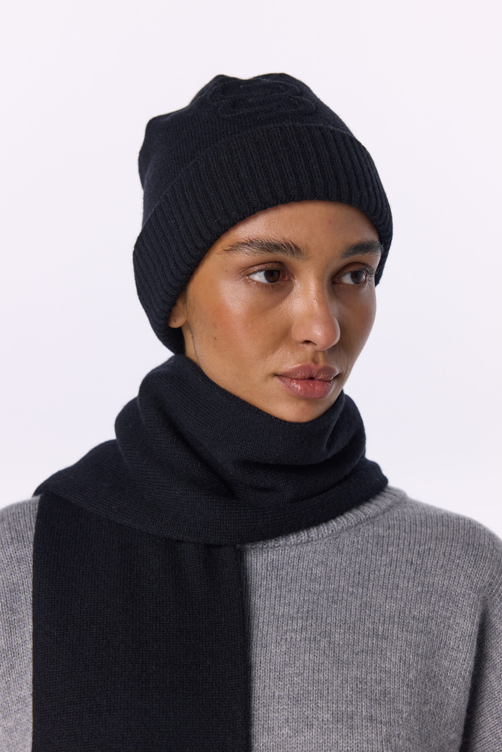 Шапка Bazhane Icon beanie чорний