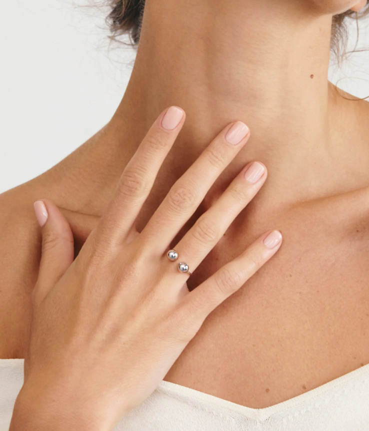 Каблучка 2 кульки 6мм, біле золото (17,5) CC 13