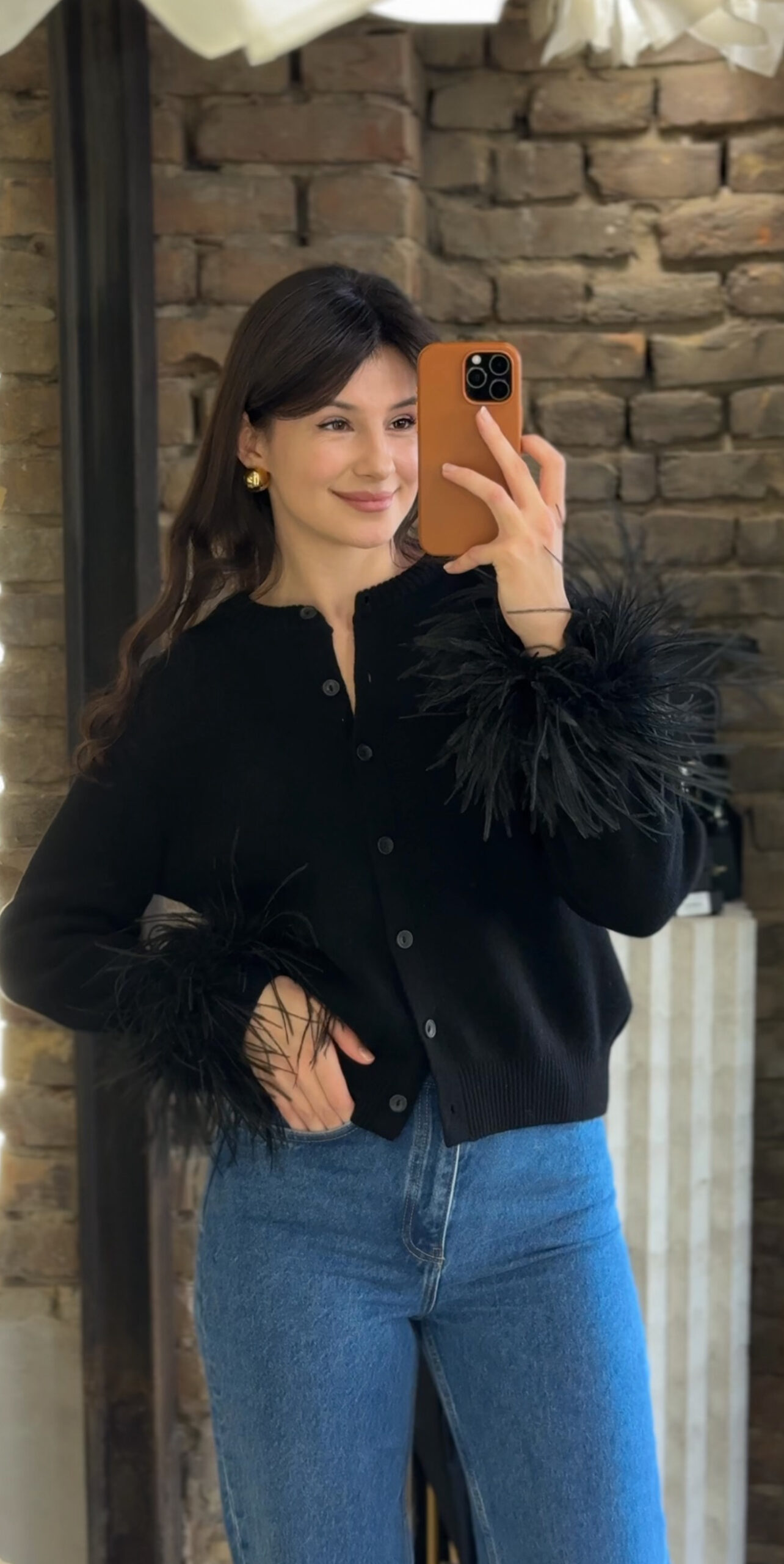 Кардиган Saint з пір'ям чорний 100% вовна