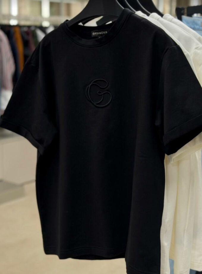 Футболка Gasanova з вишивкою G по центру чорний