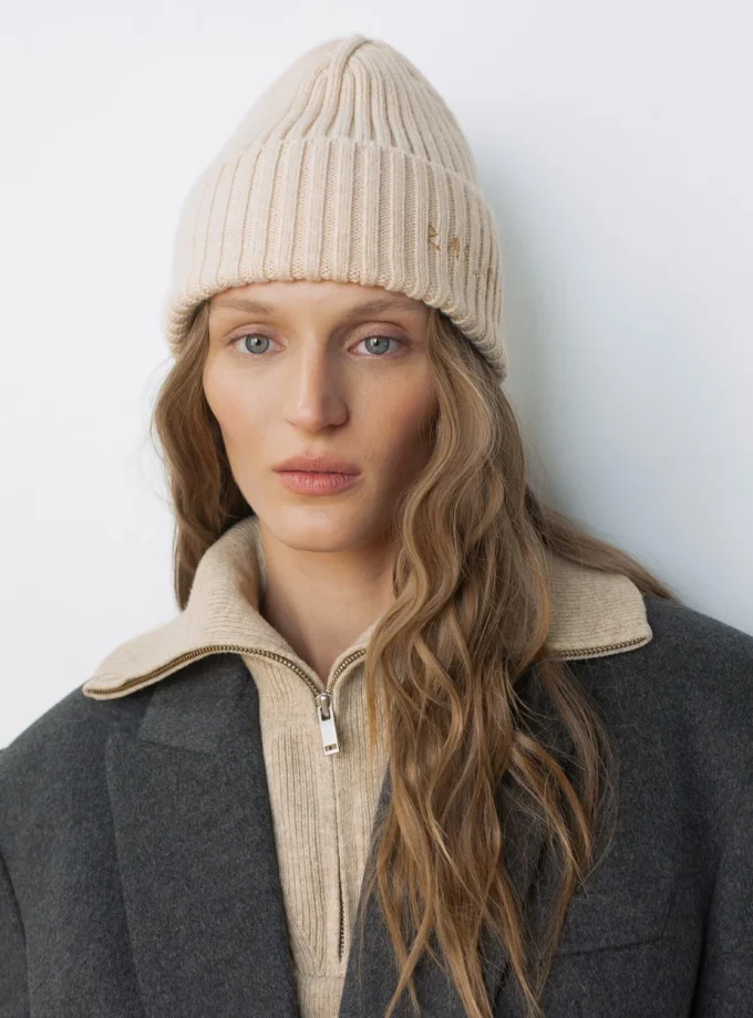 Шапка Ruslan Baginskiy Monogram-embroidered Wool Beanie бежева